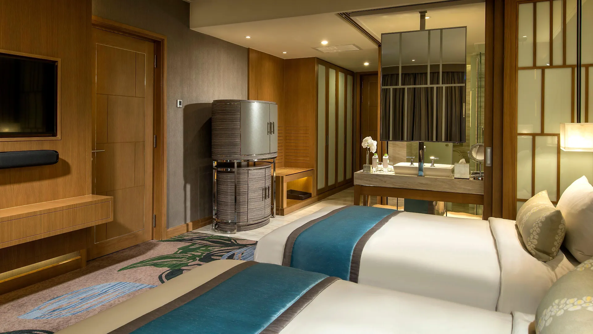Intercontinental Nha Trang By Ihg Hotel 5*,  Vietnam
