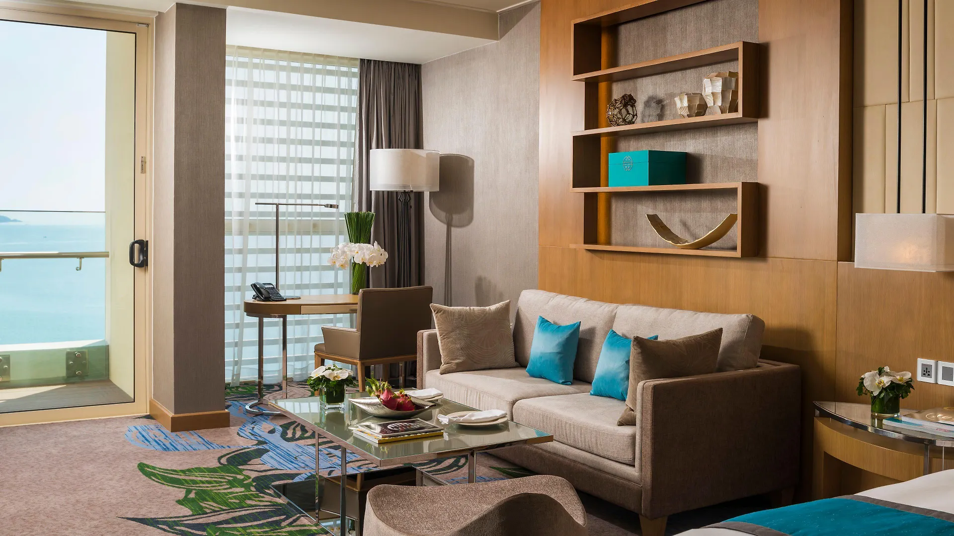 Intercontinental Nha Trang By Ihg Hotel Resort