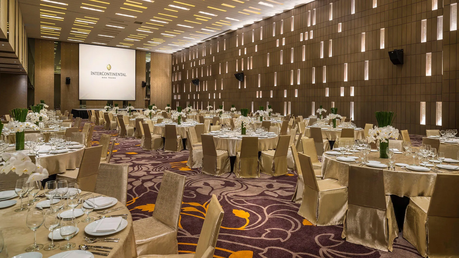 Intercontinental Nha Trang By Ihg Hotel Resort