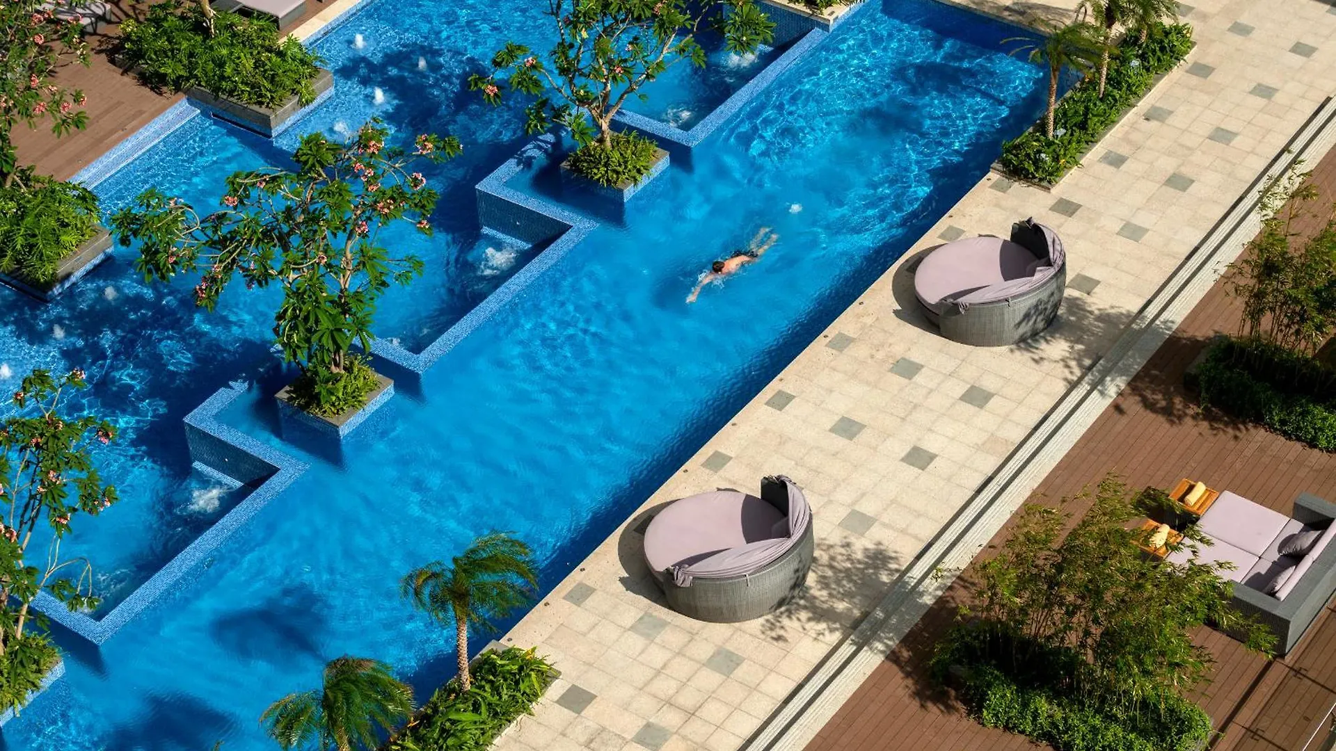 Intercontinental Nha Trang By Ihg Hotel Resort